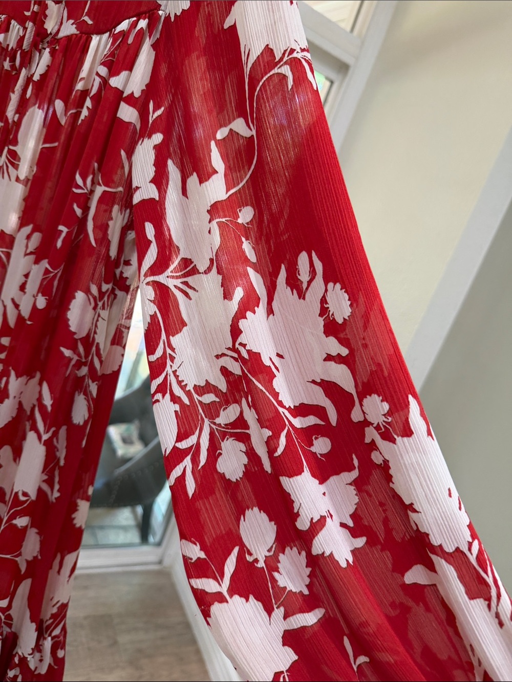 Johanna Ortiz &H&M Red and White Floral Pleated Maxi Dress size M - Picture 7 of 8